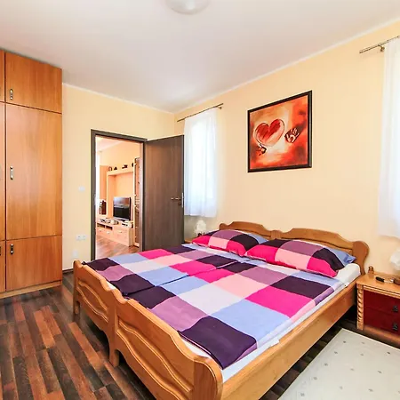 Appartement Beige By Interhome