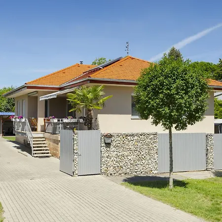 Διαμέρισμα Beige By Interhome
